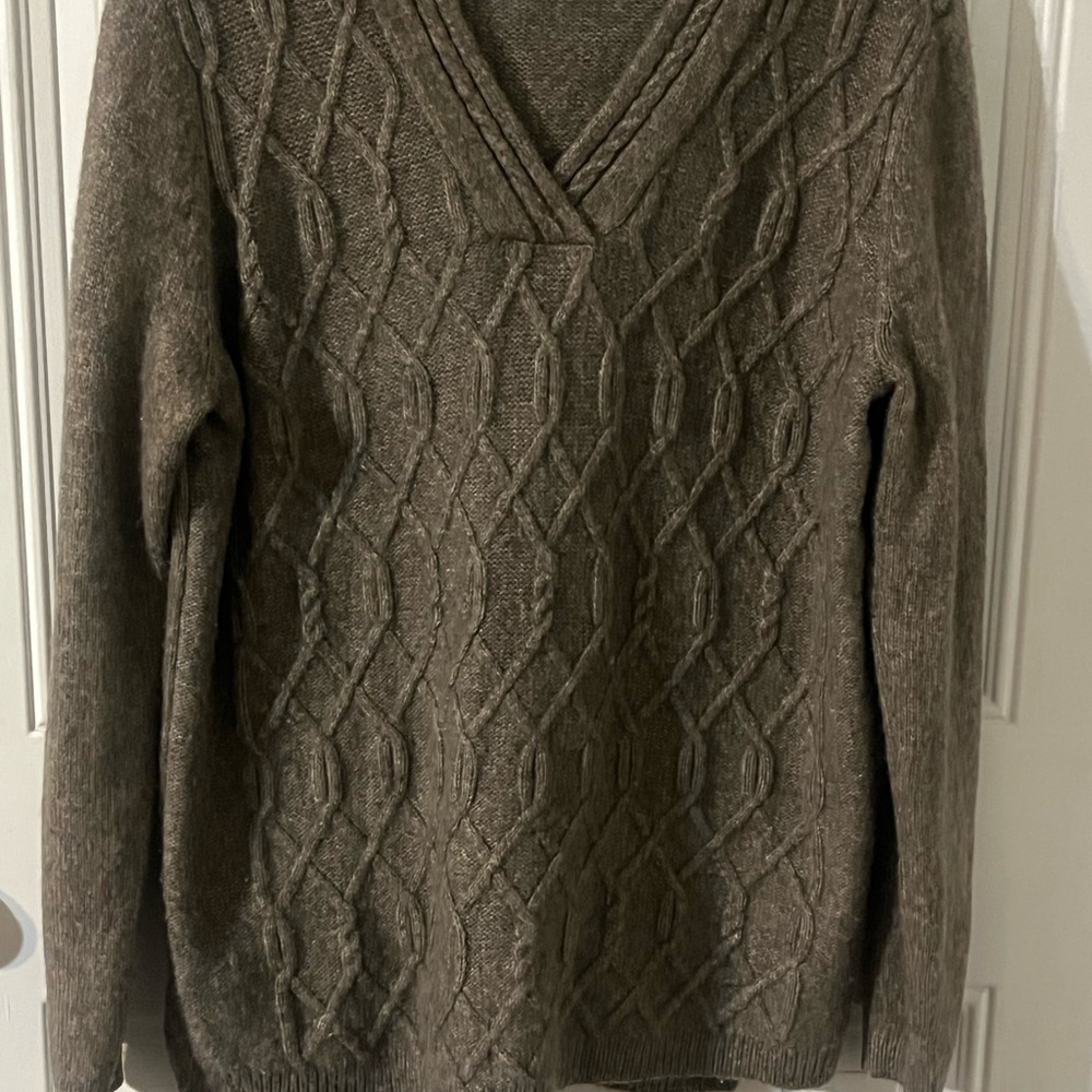 Sonoma Olive/Brown Knit V-Neck and hoodie Sweater